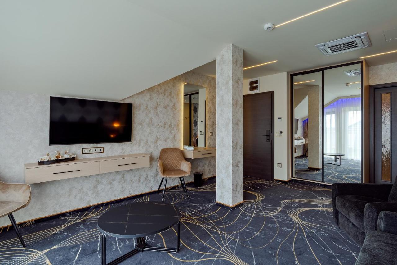 Diamond Panzio Bed & Breakfast Hajduszoboszlo Ngoại thất bức ảnh