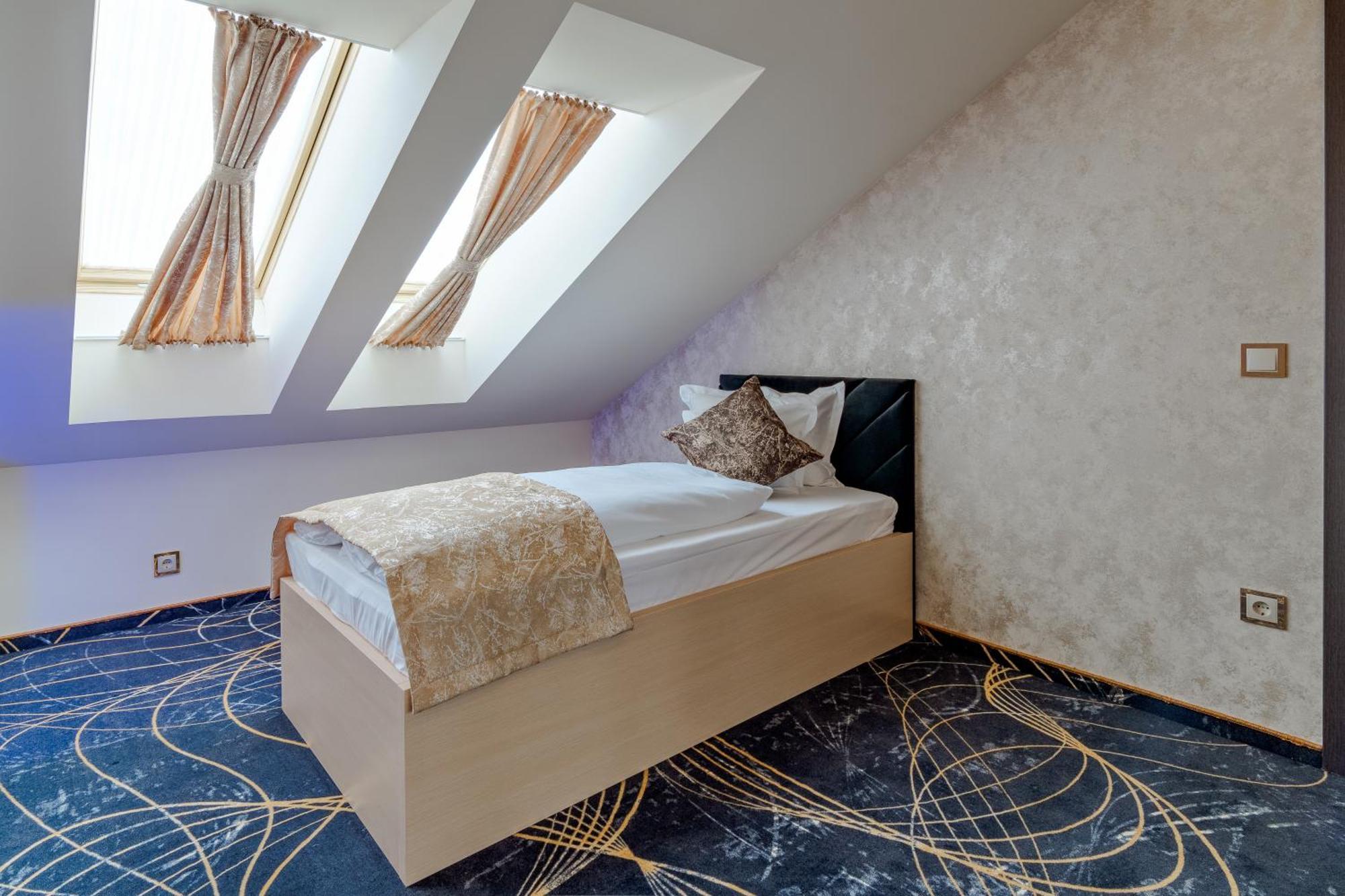 Diamond Panzio Bed & Breakfast Hajduszoboszlo Ngoại thất bức ảnh